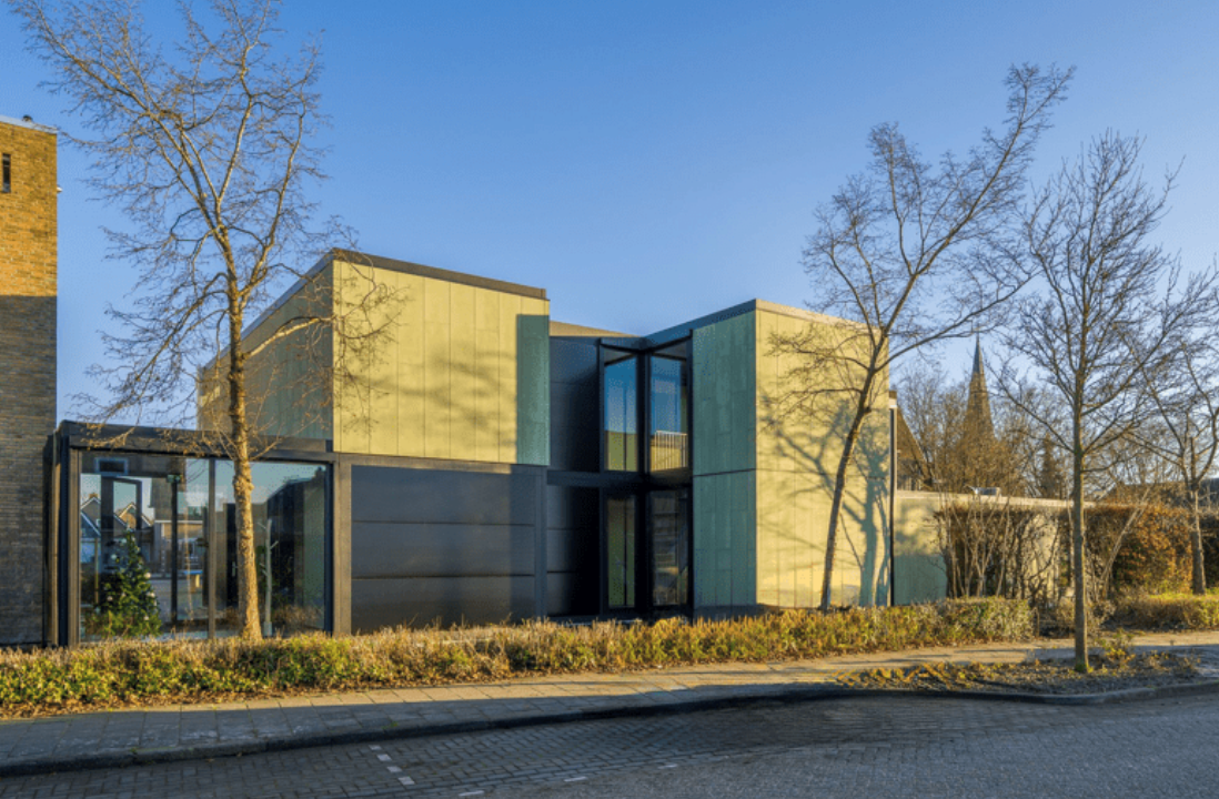 School met geel links
